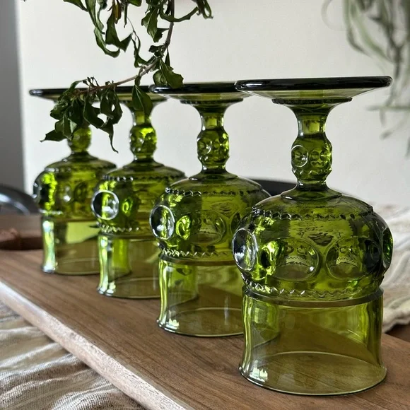!!SOLD!!Vintage Rare Indiana Emerald Fingerprint Goblet Glasses - Picture 3 of 6